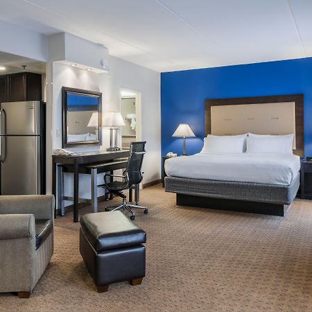 Holiday Inn Express & Suites Laurel Lakes By Ihg Εξωτερικό φωτογραφία