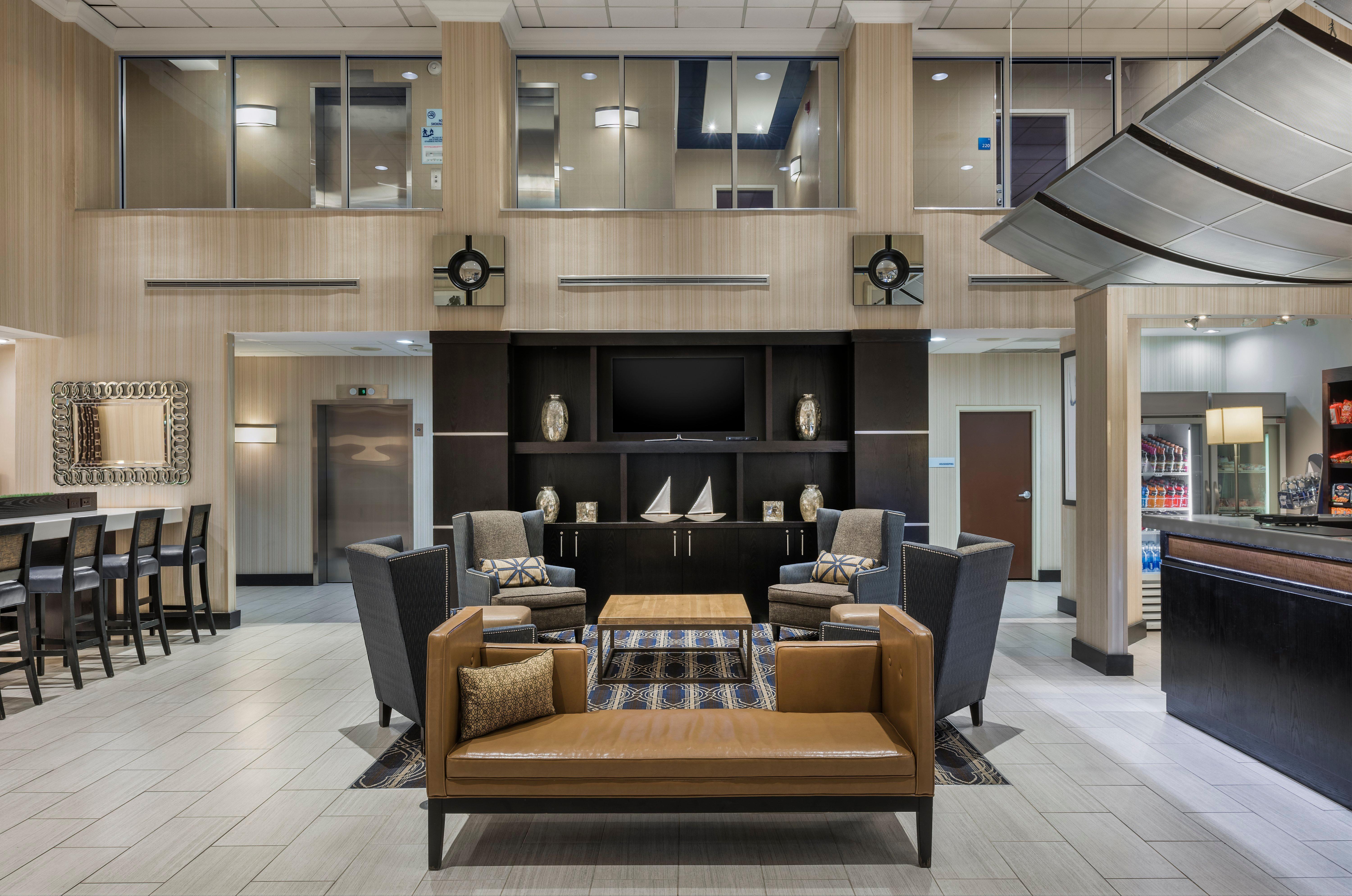 Holiday Inn Express & Suites Laurel Lakes By Ihg Εξωτερικό φωτογραφία