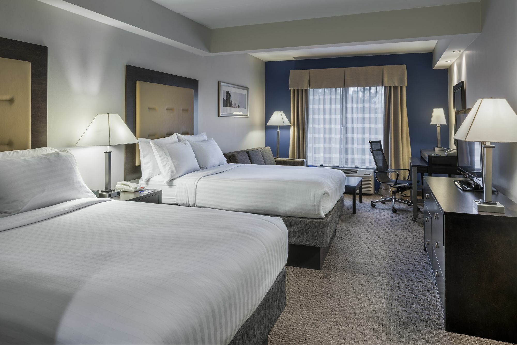 Holiday Inn Express & Suites Laurel Lakes By Ihg Εξωτερικό φωτογραφία